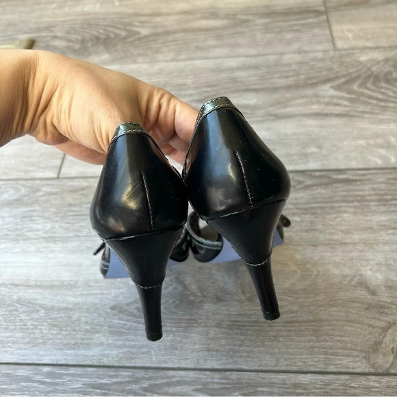 Bobbi Blu Strappy Shiny Leather Peep Toe Pumps - Picture 6 of 15